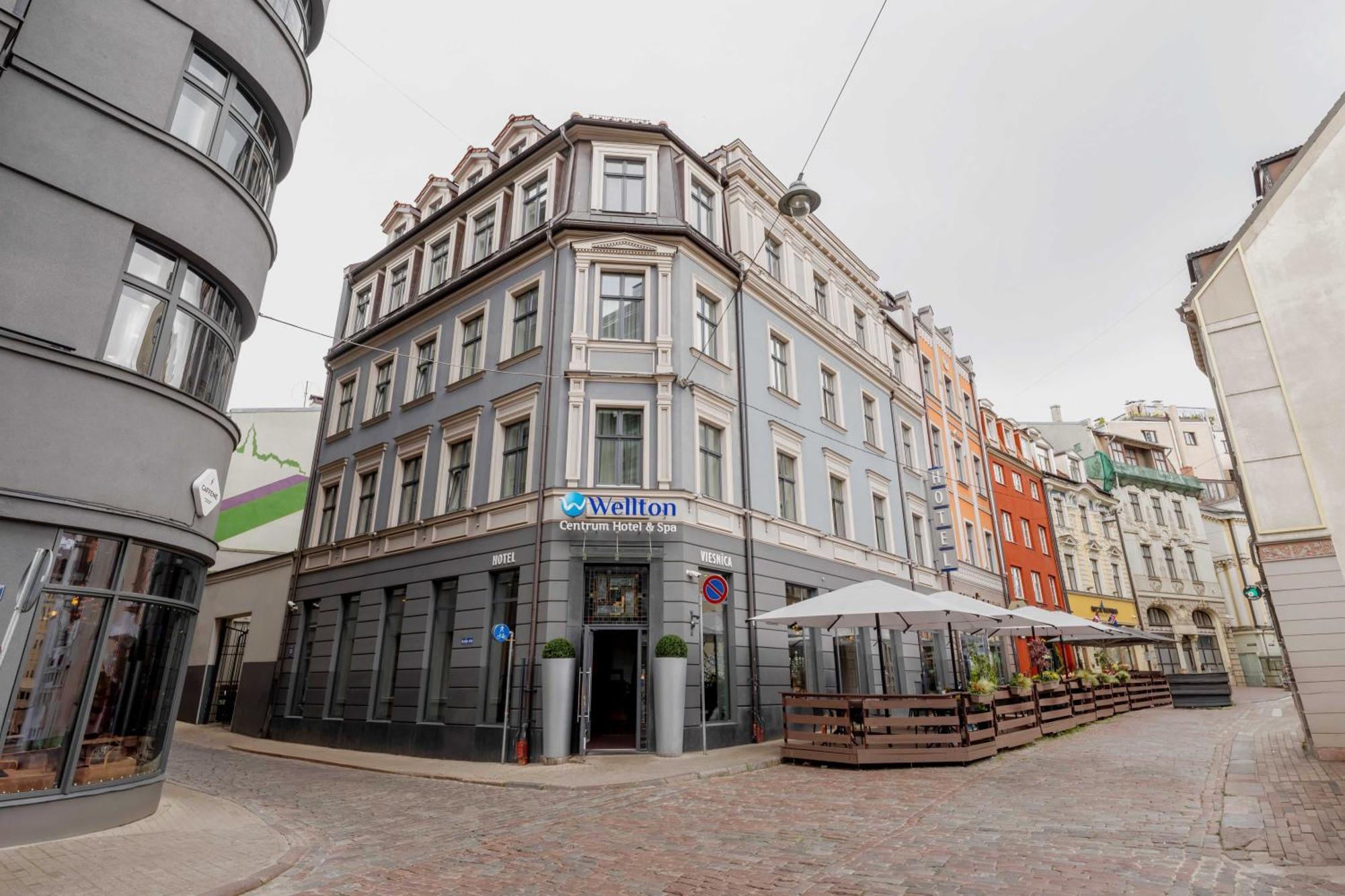 Wellton Centrum & Hotell 4*